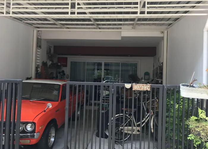 Autta House